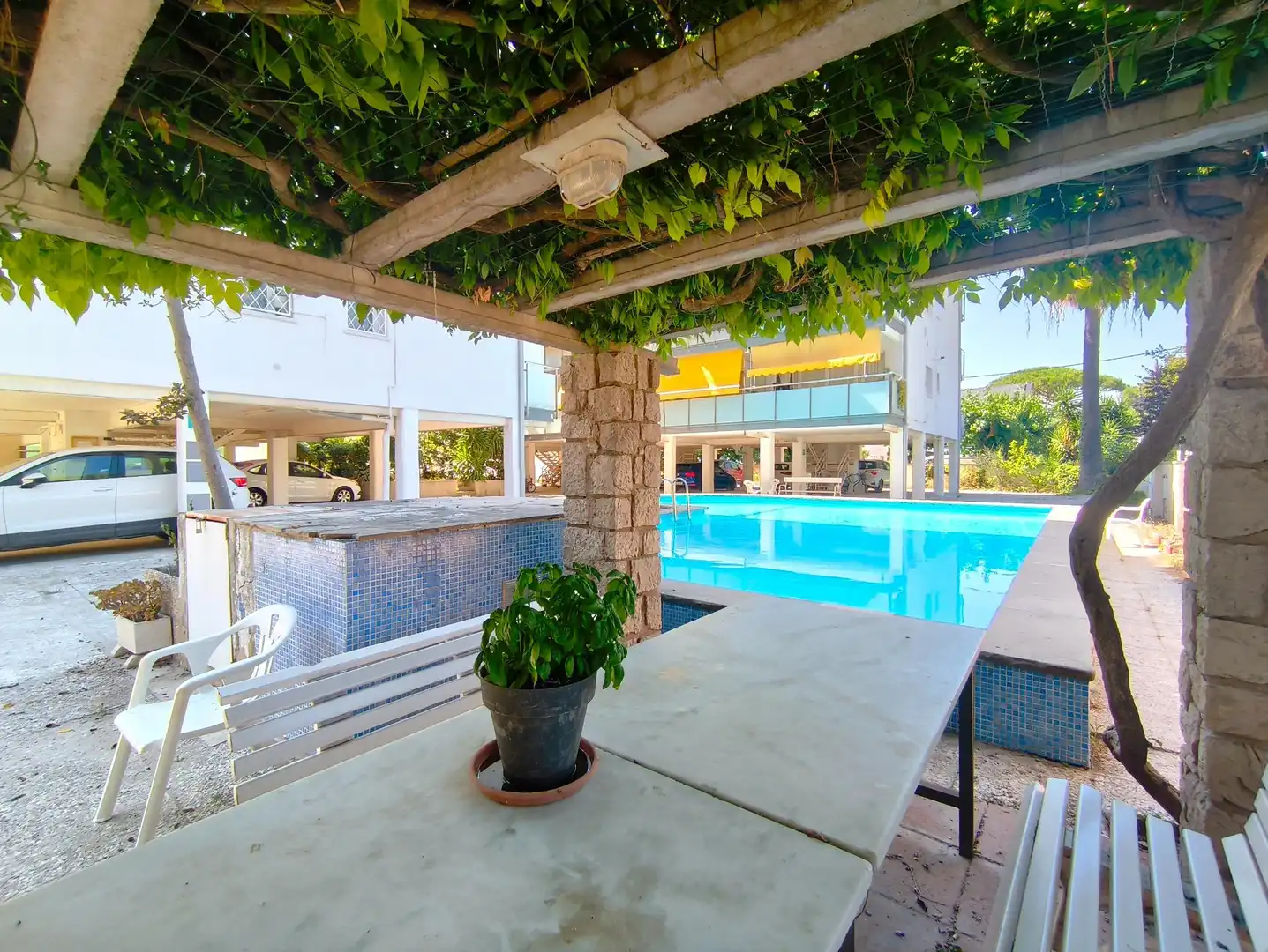 Piscina de Piso en venta en Castelldefels con Terraza, Balcón y Piscina comunitaria