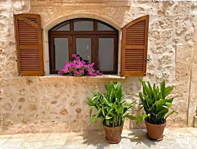 Terrasse von Einfamilien-Reihenhaus zum Verkauf in Muro mit Klimaanlage, Terrasse und Möbliert