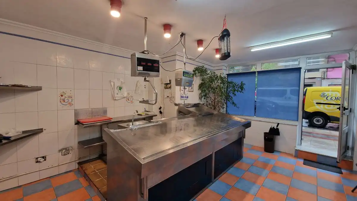 Local commercial à vendre à Inmobiliaria - Barreda, imagen 5