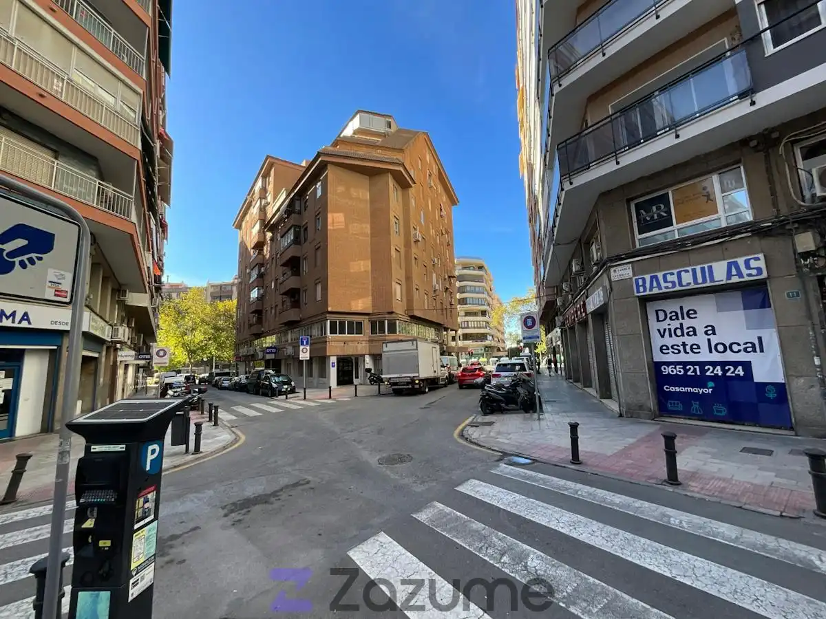 Pis amb terrassa de lloguer a C. Churruca, imagen 44