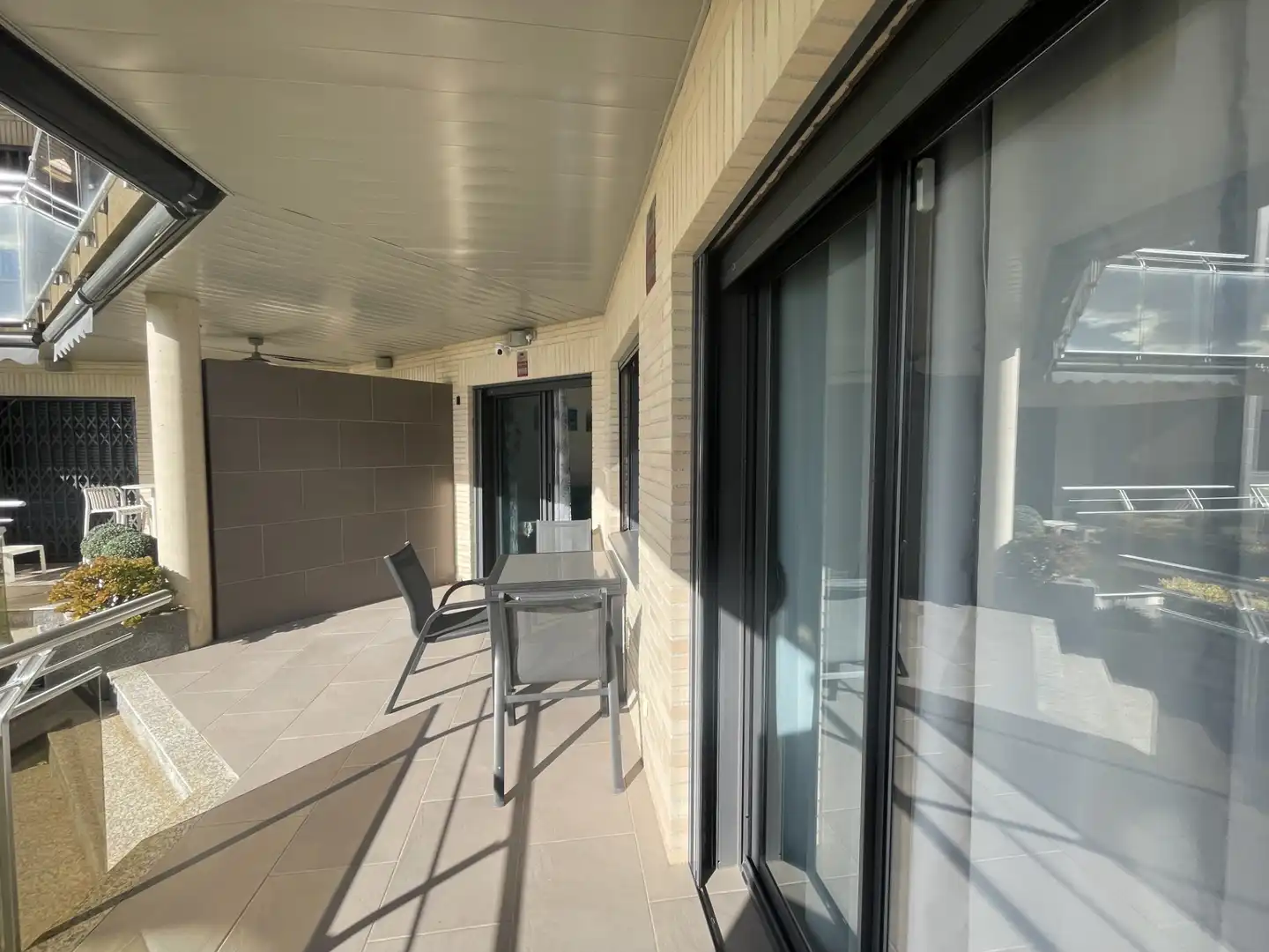 Terrassa de Pis en venda en Mont-roig del Camp amb Aire condicionat, Calefacció i Jardí privat