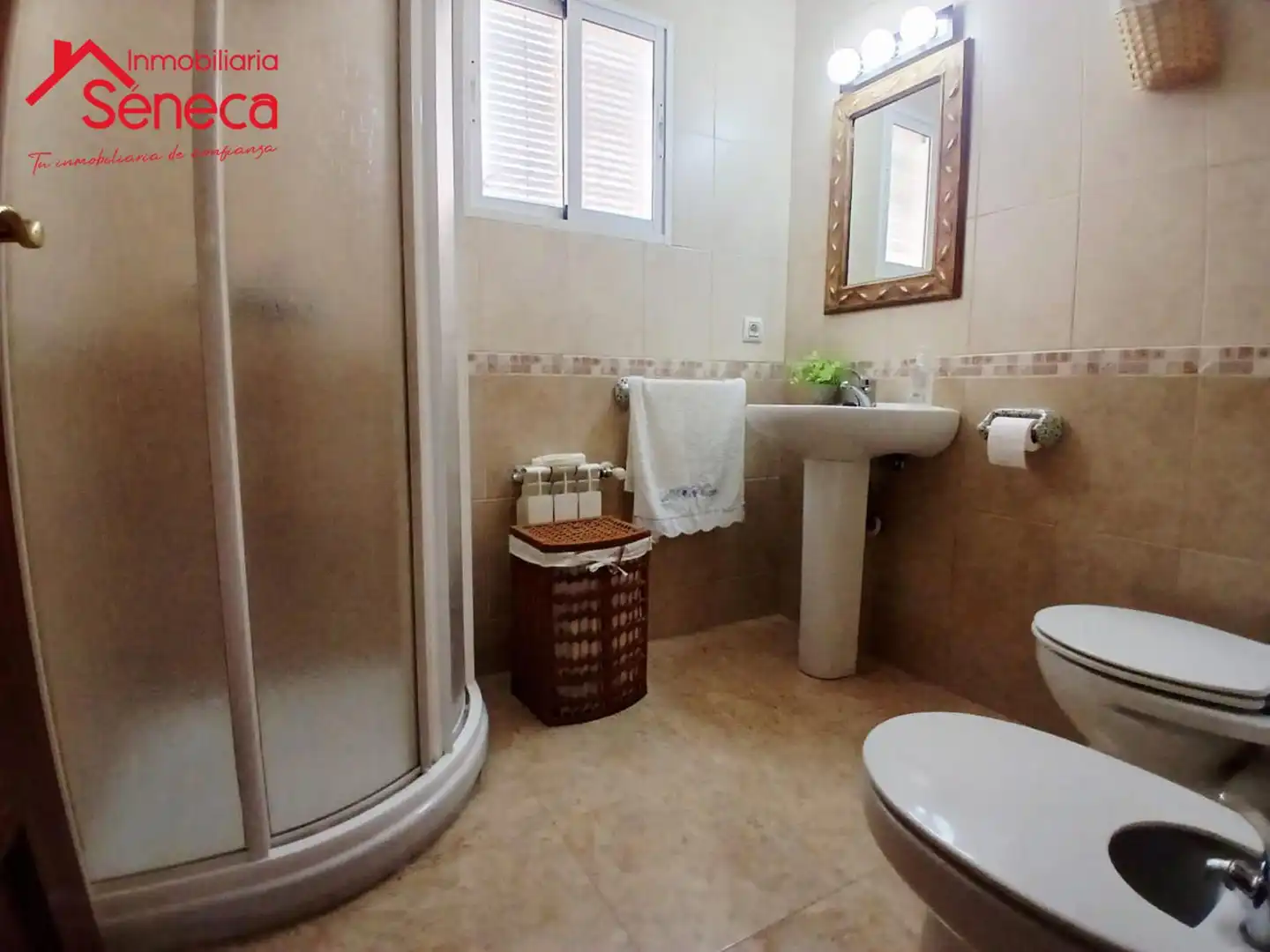 Bathroom of Houses for sale in Córdoba  with Air Conditioner, Heating and Swimming Pool