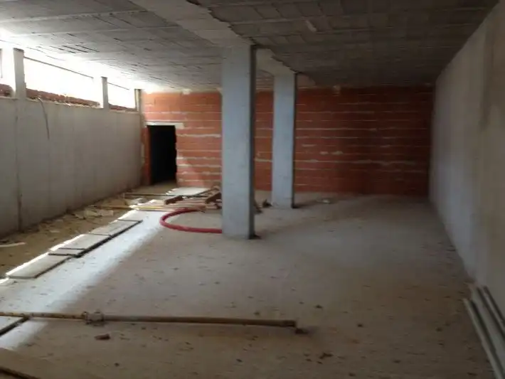 Local comercial en venta en REYES CATOLICOS 17, imagen 4