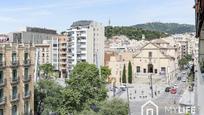 Exterior view of Flat for sale in  Barcelona Capital  with Air Conditioner, Heating and Parquet flooring