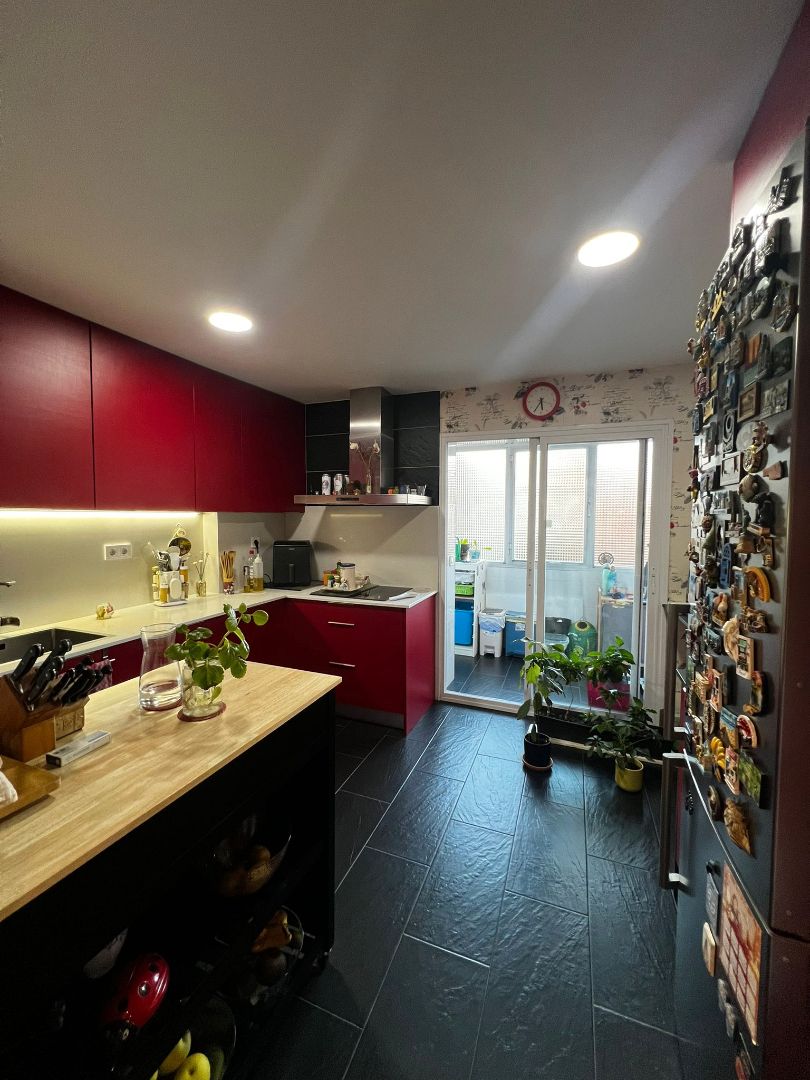 Kitchen of Flat for sale in  Madrid Capital  with Air Conditioner, Heating and Terrace
