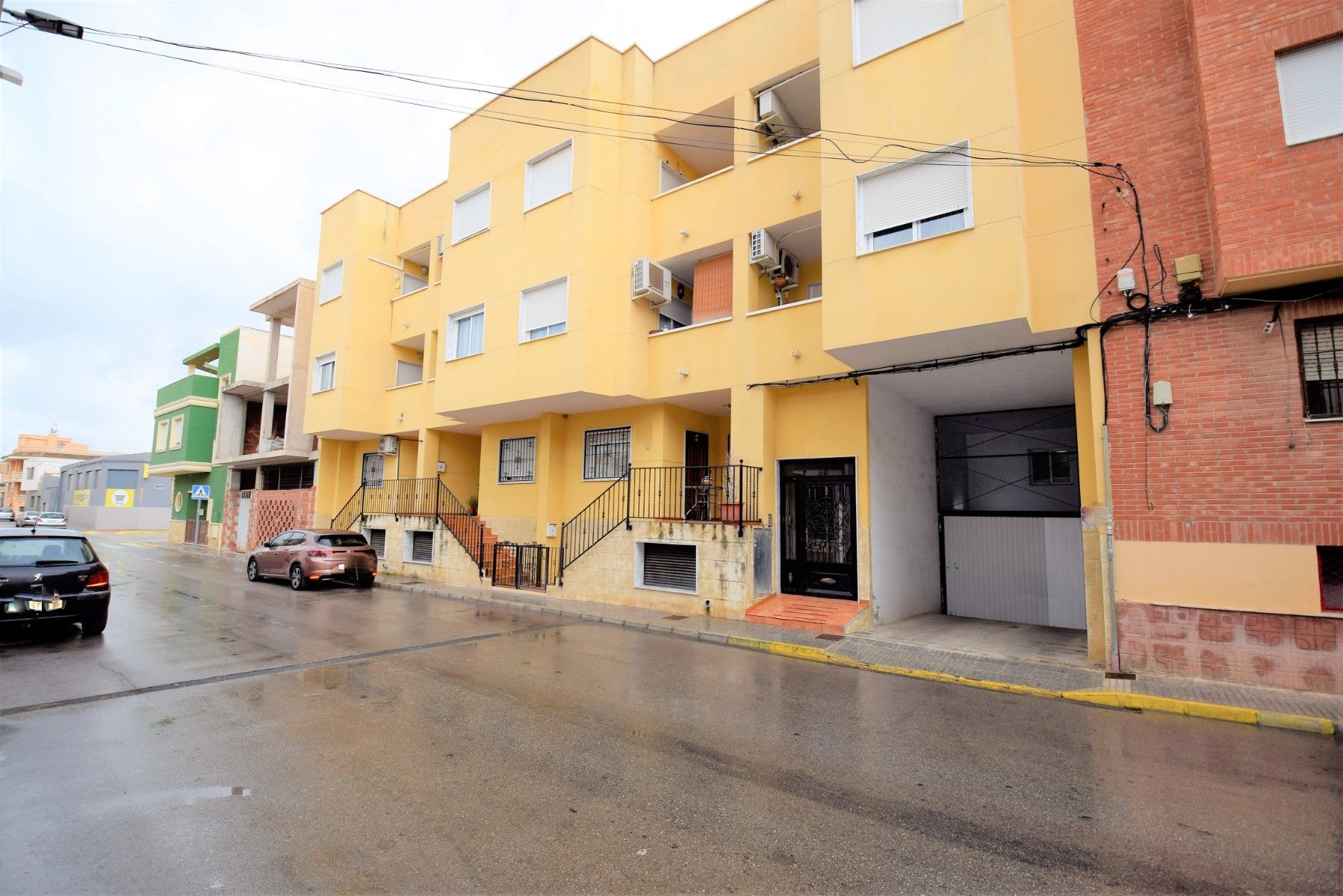 Vista exterior de Apartament en venda en Catral amb Terrassa, Traster i Piscina
