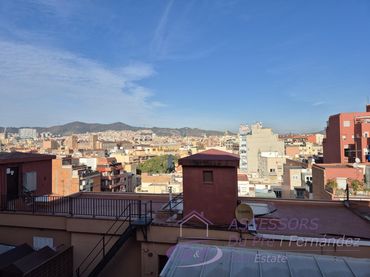 Pis amb balcó en venda a Sant Andreu