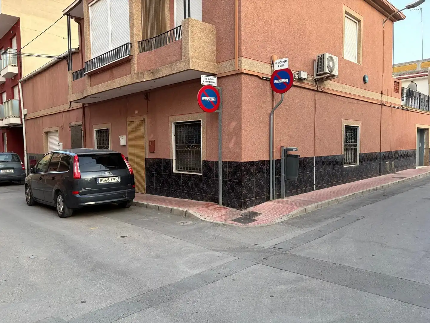 Parking of Flat for sale in Sax  with Terrace, Storage room and Microwave