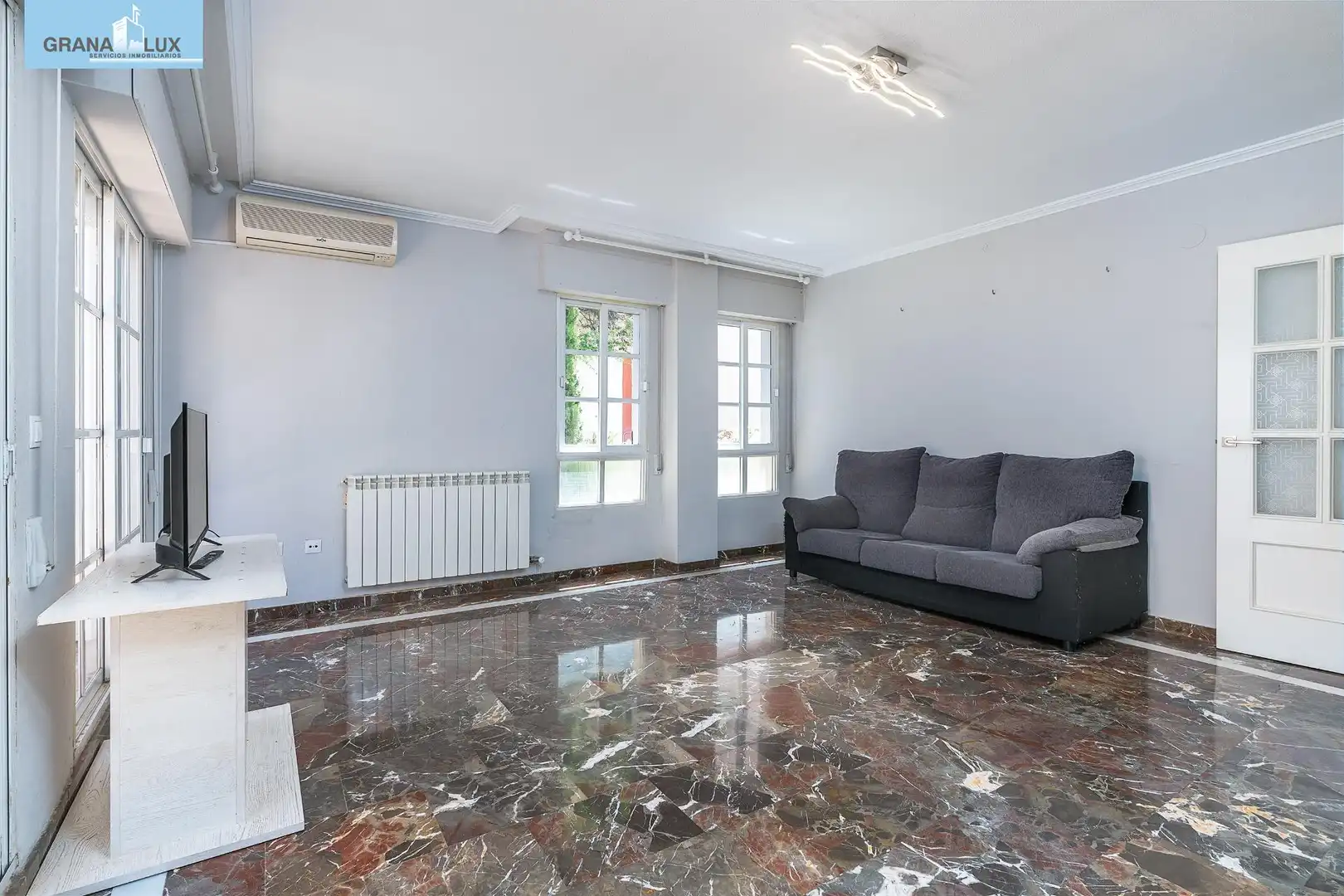 Piso con ascensor en venta en Calle del Cerro de los Machos, imagen 8