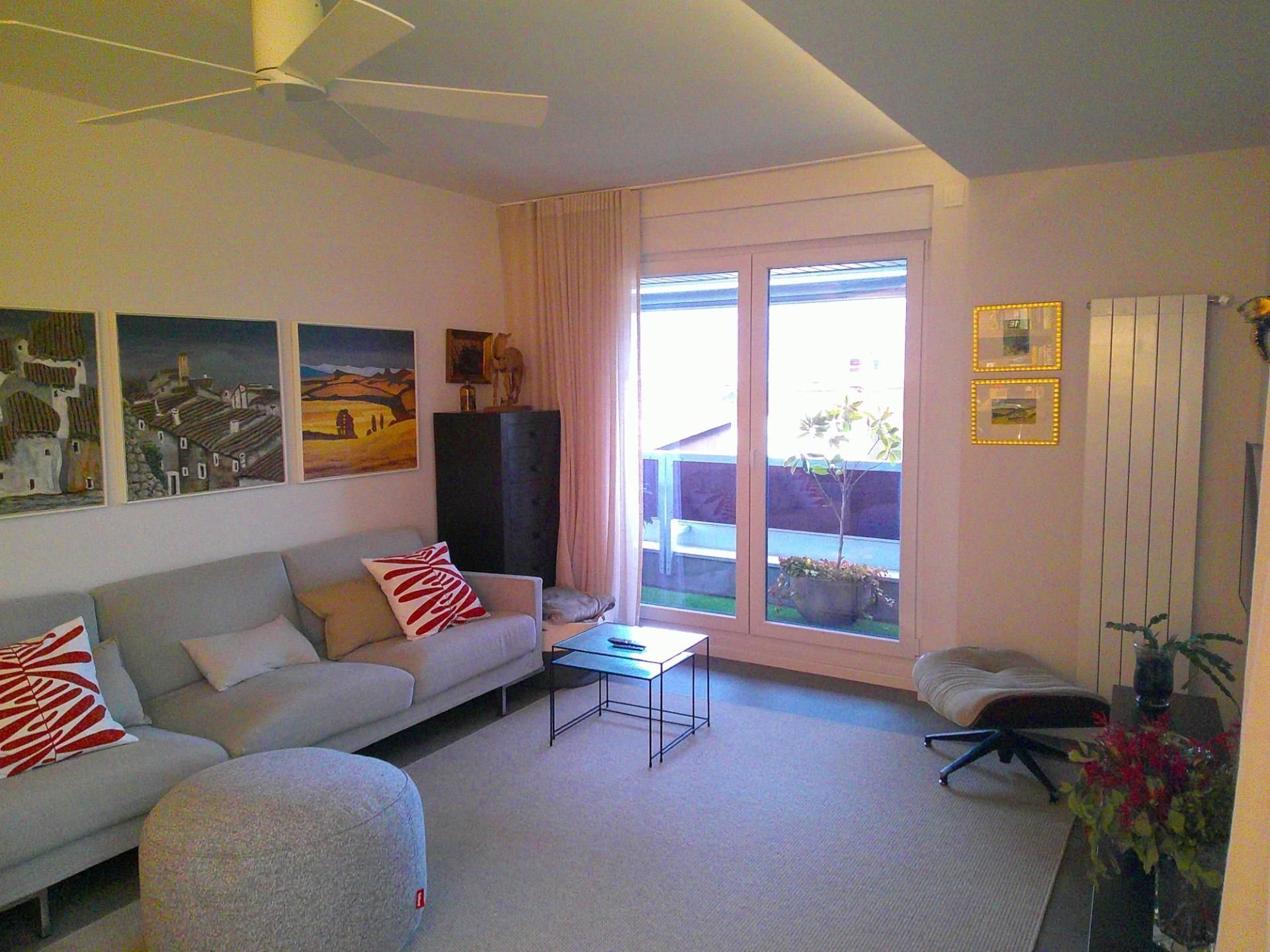 Wohnzimmer von Wohnung zum verkauf in Iza / Itza mit Heizung und Terrasse