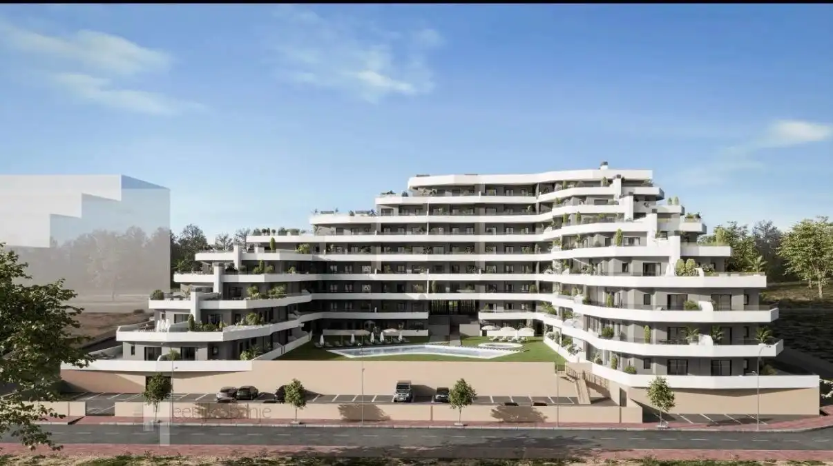 Apartament amb piscina en venda a Santa Pola ciudad
