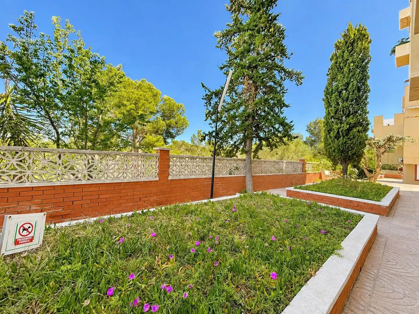 Garden of Flat for sale in Sant Pere de Ribes  with Air Conditioner, Heating and Private garden