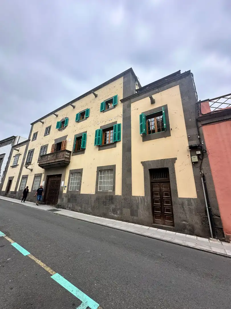 Exterior view of Detached homes for sale in Las Palmas de Gran Canaria  with Terrace and Balcony