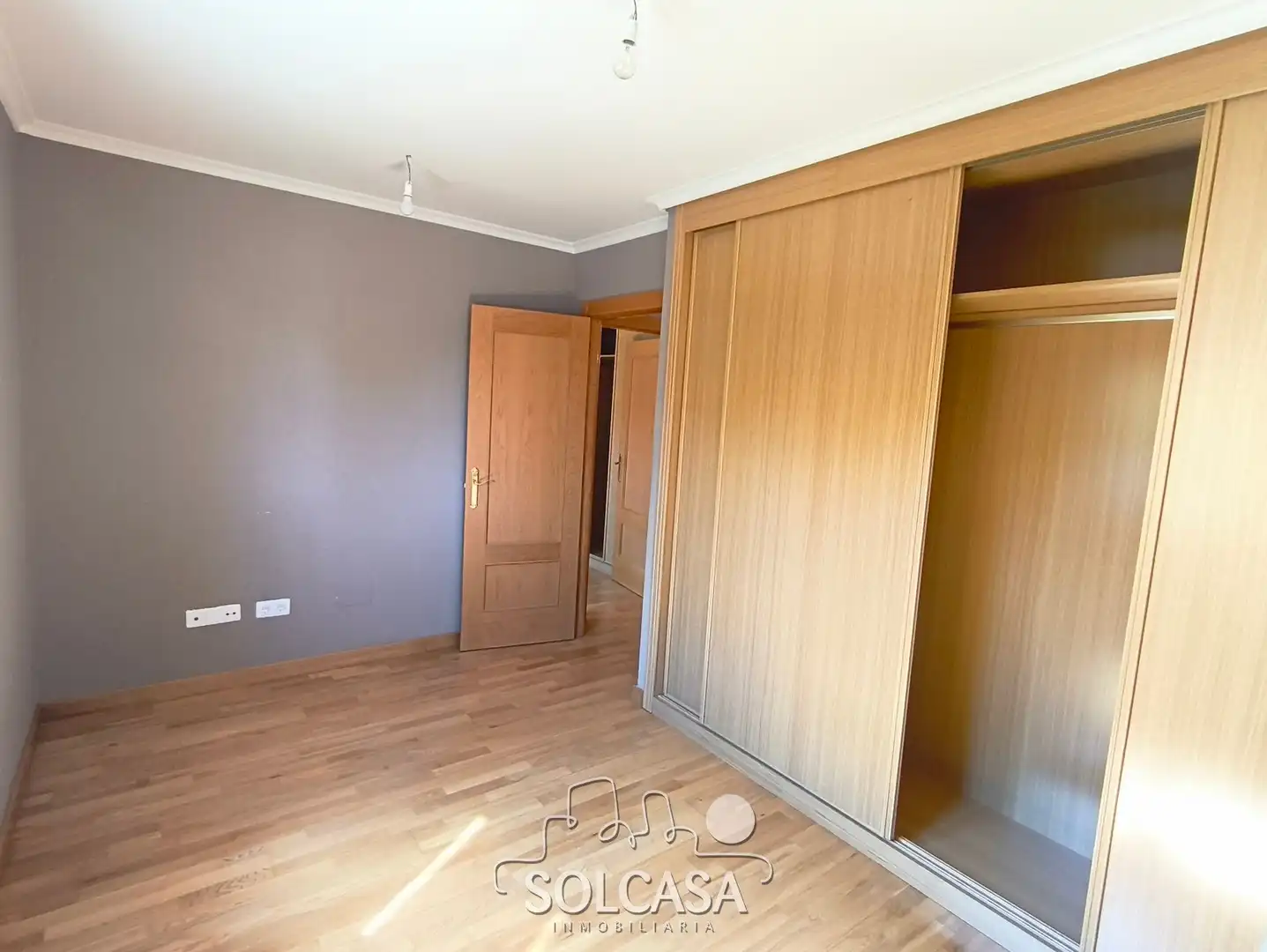 Habitación de Casa o chalet en venta en Renedo de Esgueva con Calefacción, Jardín privado y Parquet