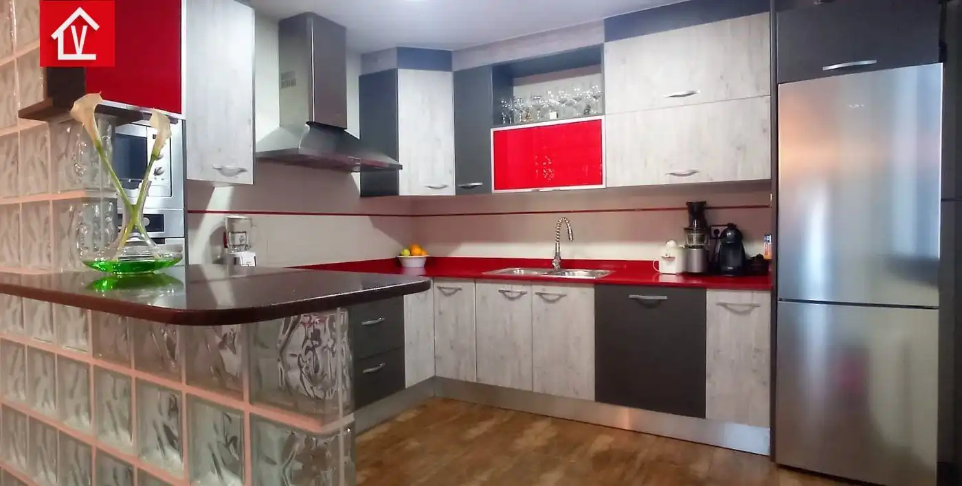 Cocina de Casa o chalet en venta en Barberà del Vallès con Aire acondicionado, Calefacción y Terraza