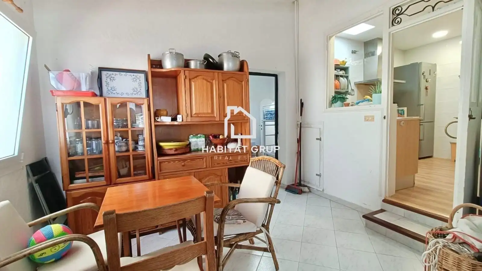 Küche von Einfamilien-Reihenhaus zum Verkauf in Sant Lluís mit Heizung, Privatgarten und Terrasse