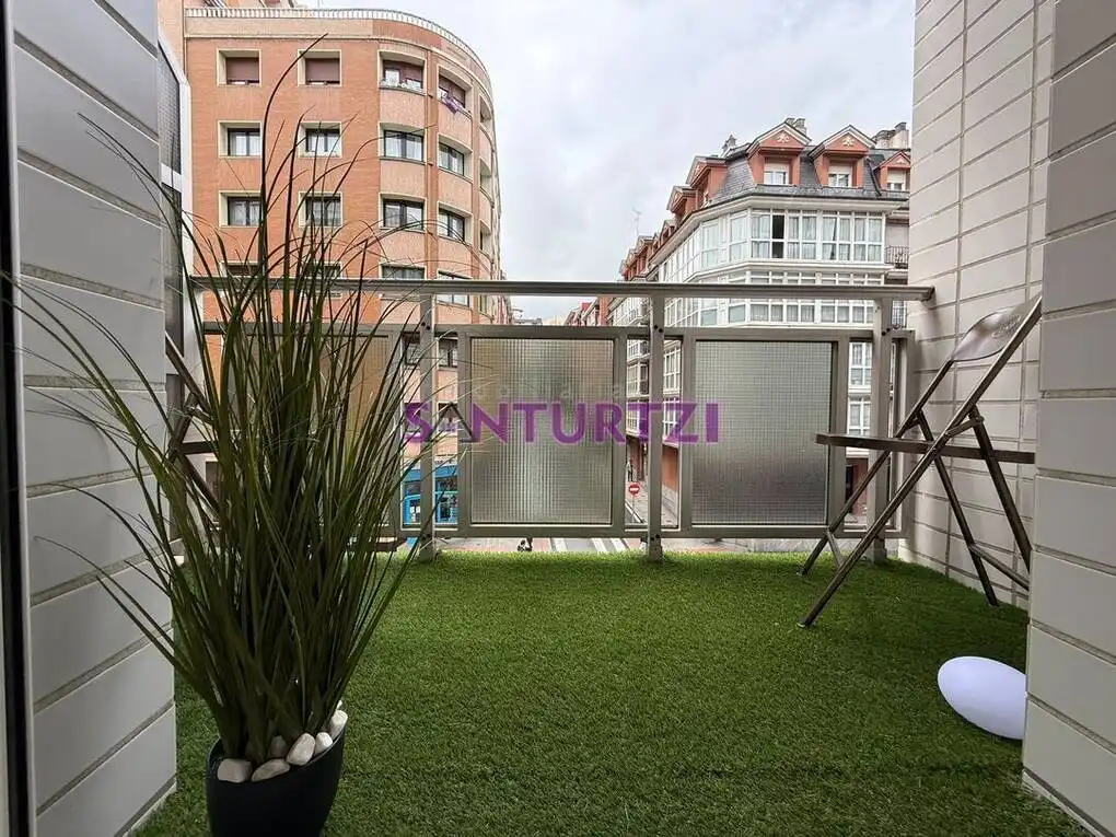Terrace of Flat for rent in Santurtzi   with Heating and Balcony