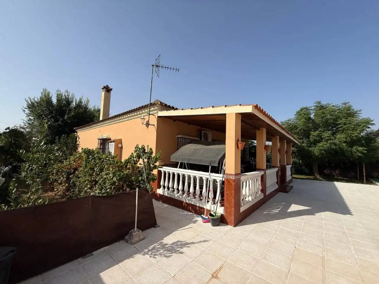 Chalet con piscina en venta en Calle Capricornio 258, imagen 4