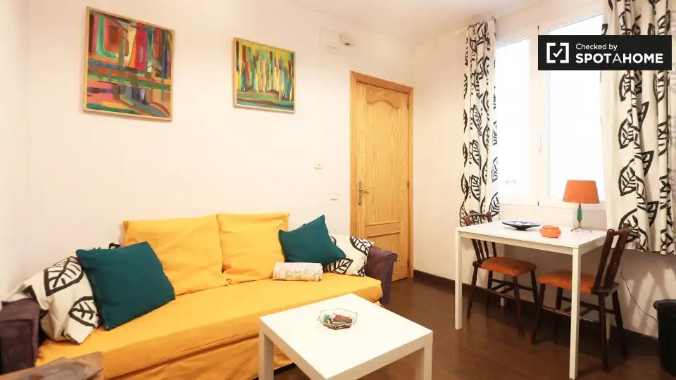 Appartamento in affitto a Centro