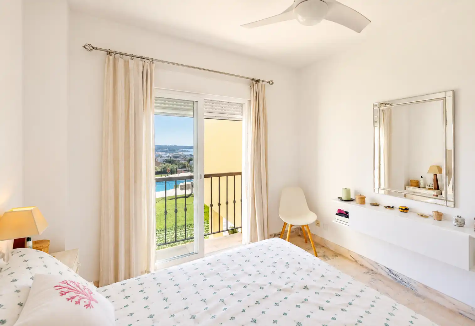 Apartment with pool for sale in Calle Las Azaleas, imagen 27