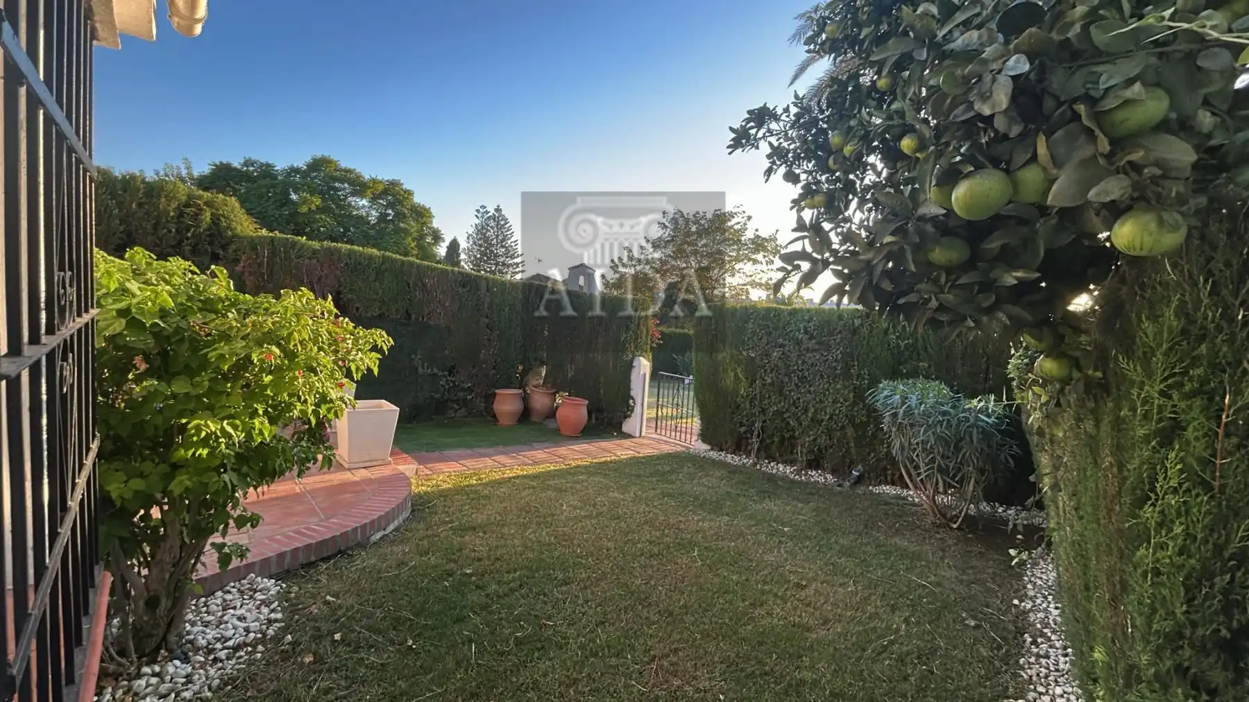 Adossat amb piscina en venda a San Pedro de Alcántara, imagen 4