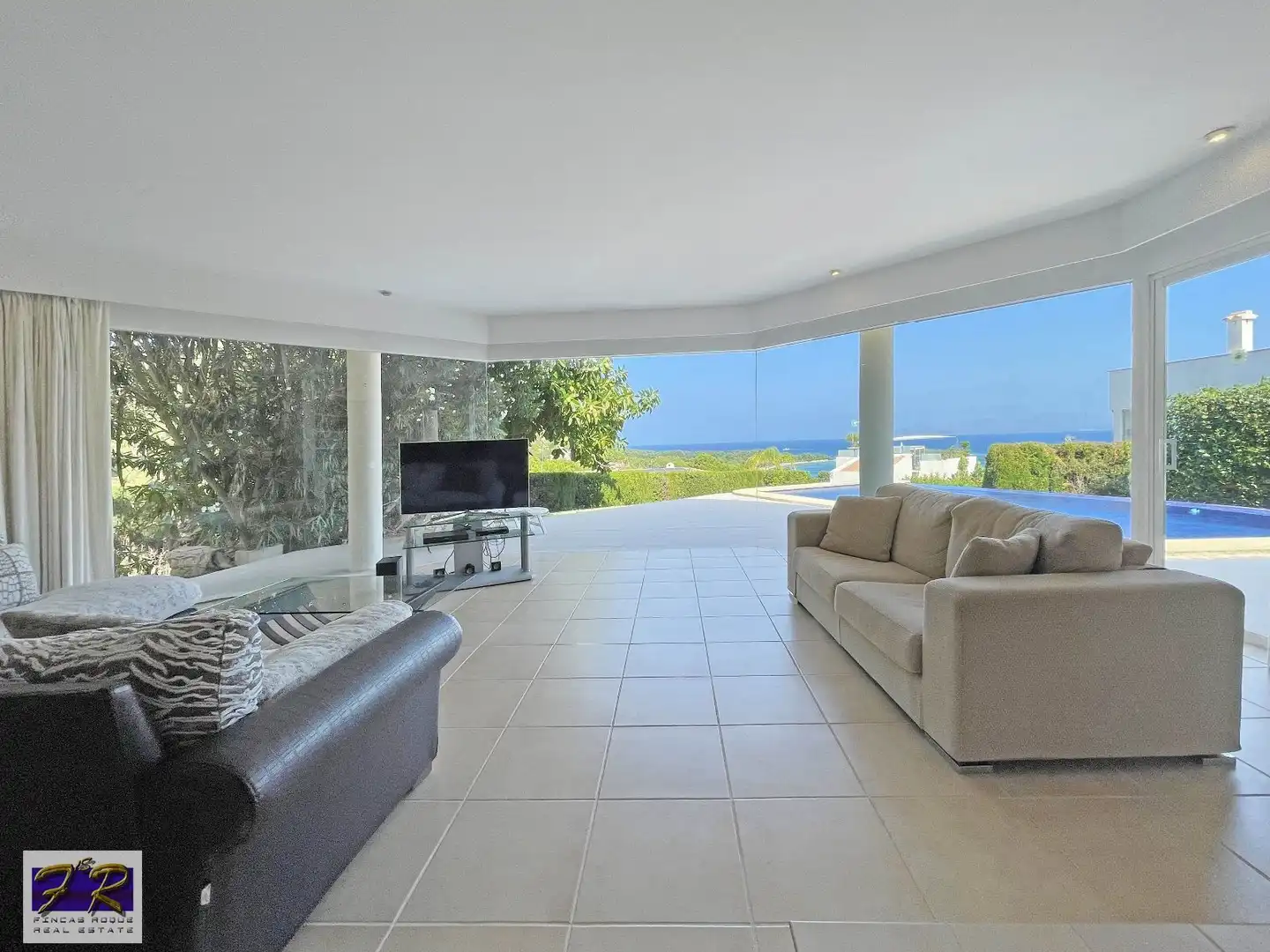 Living room of Houses for sale in Alcúdia  with Air Conditioner, Heating and Terrace