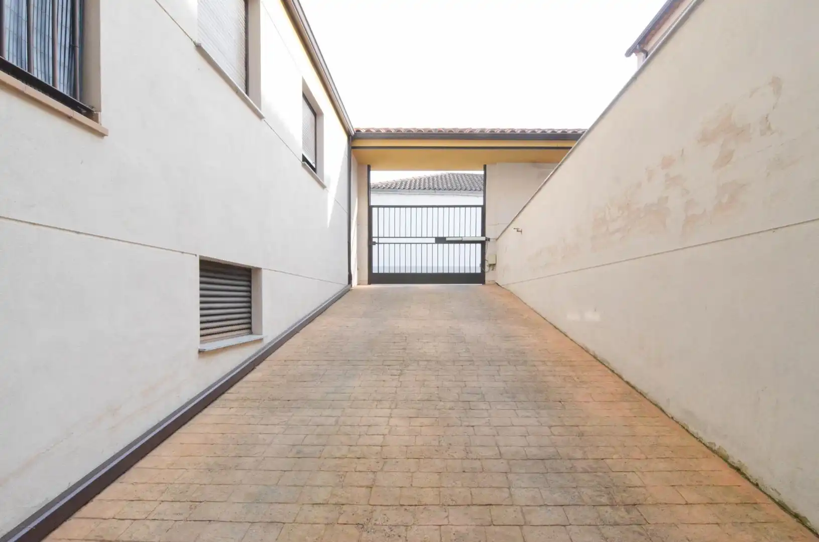 Exterior view of Flat for sale in La Fuente de San Esteban   with Heating, Storage room and Balcony