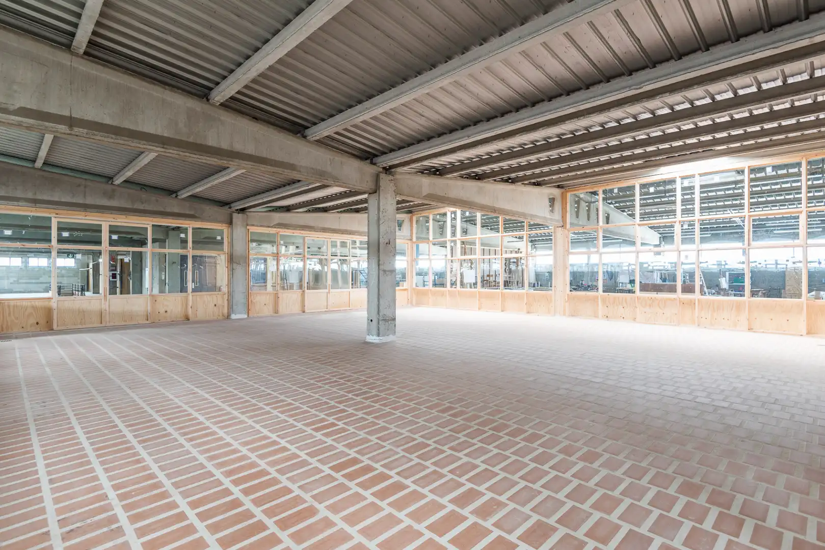 Local comercial en alquiler en Almeda - El Corte Inglés, imagen 3