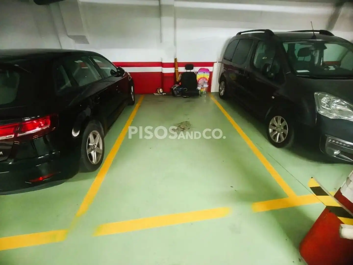 Aparcament de Pis en venda en Arteixo amb Terrassa i Traster