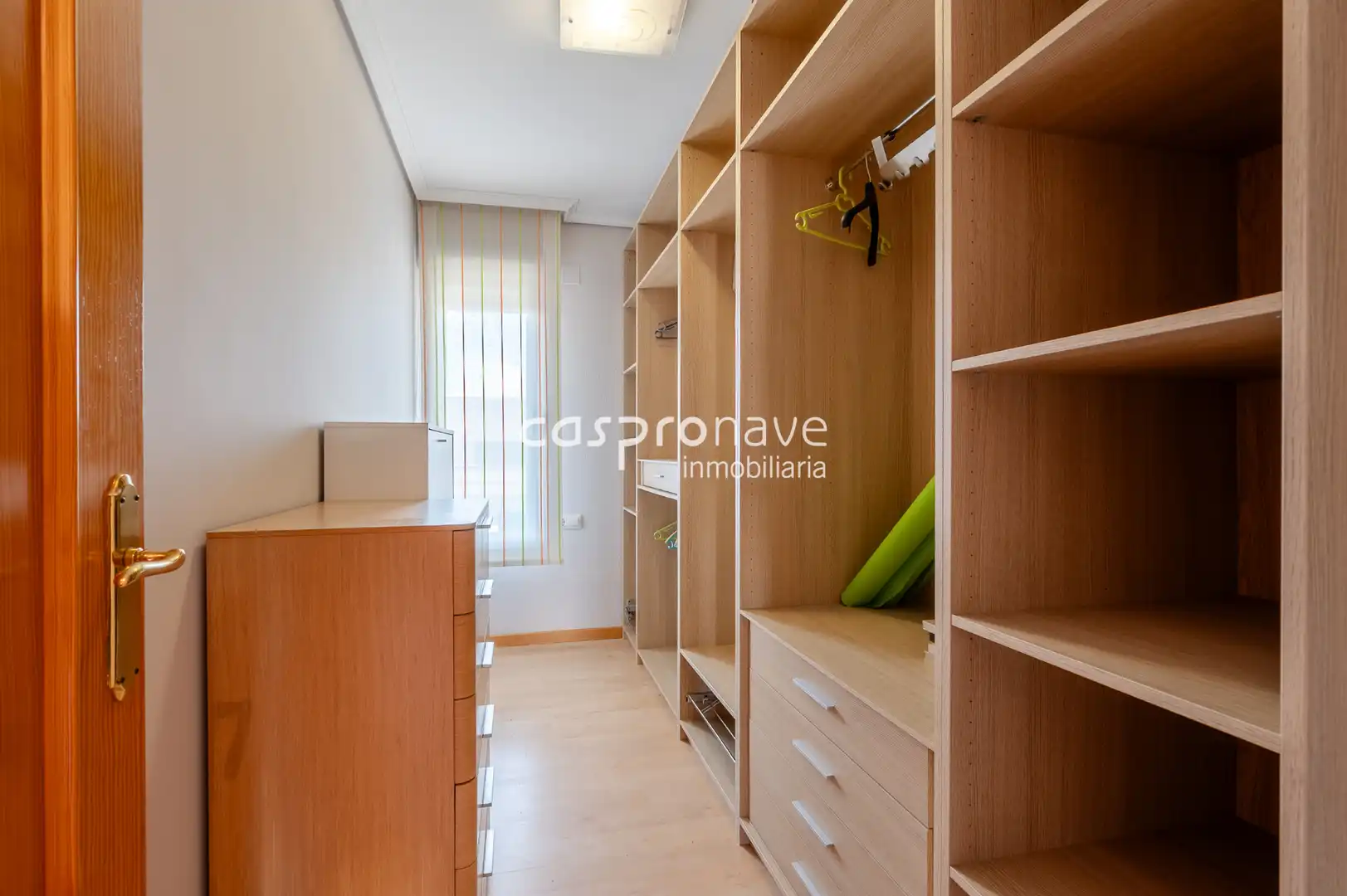 Habitación de Piso en venta en Oeste
