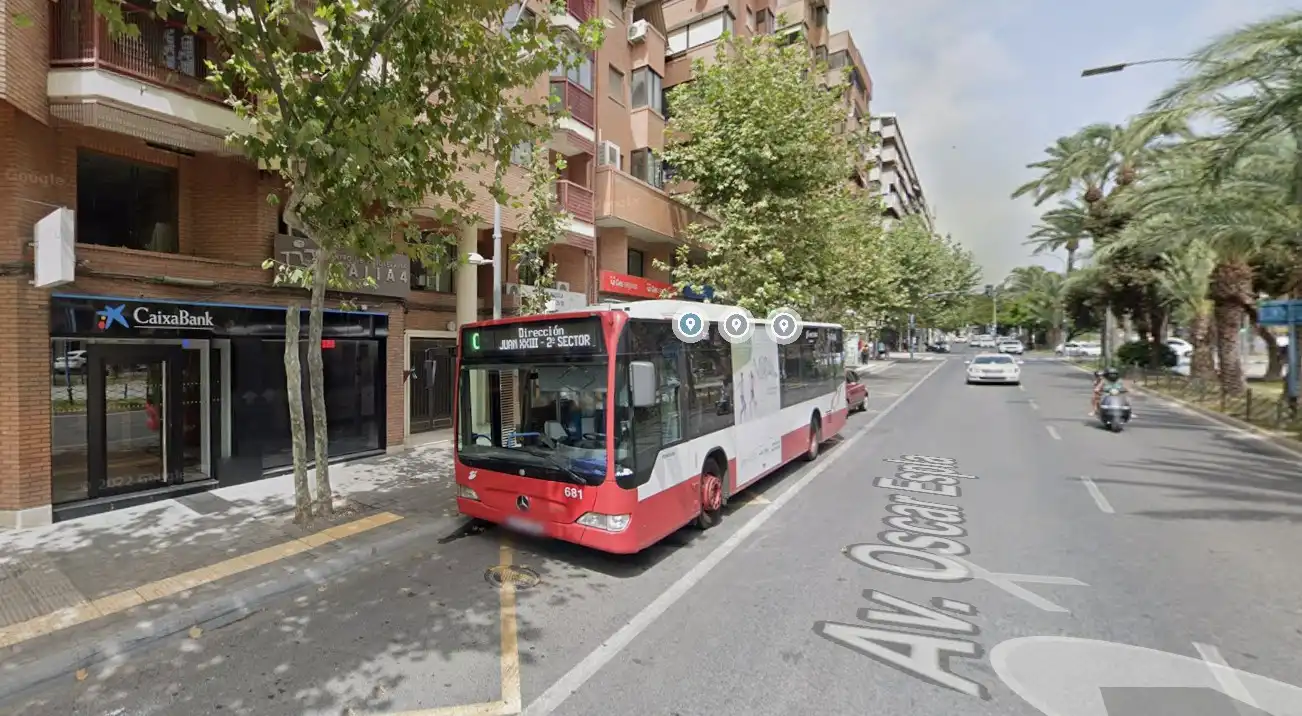 Local comercial de lloguer a Avinguda Oscar Espla 15, imagen 12