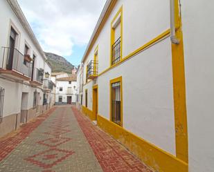 Vista exterior de Casa o xalet en venda en Cortes de la Frontera amb Terrassa