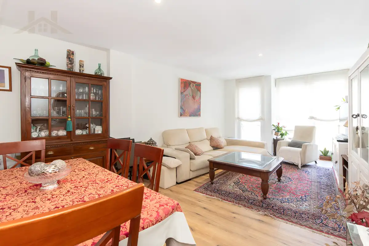 Sala de estar de Dúplex en venta en Pozuelo de Alarcón con Aire acondicionado, Calefacción y Terraza