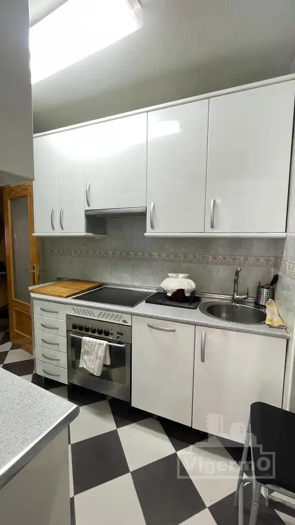 Kitchen of Flat for sale in Torrejón de Ardoz  with Air Conditioner, Heating and Terrace