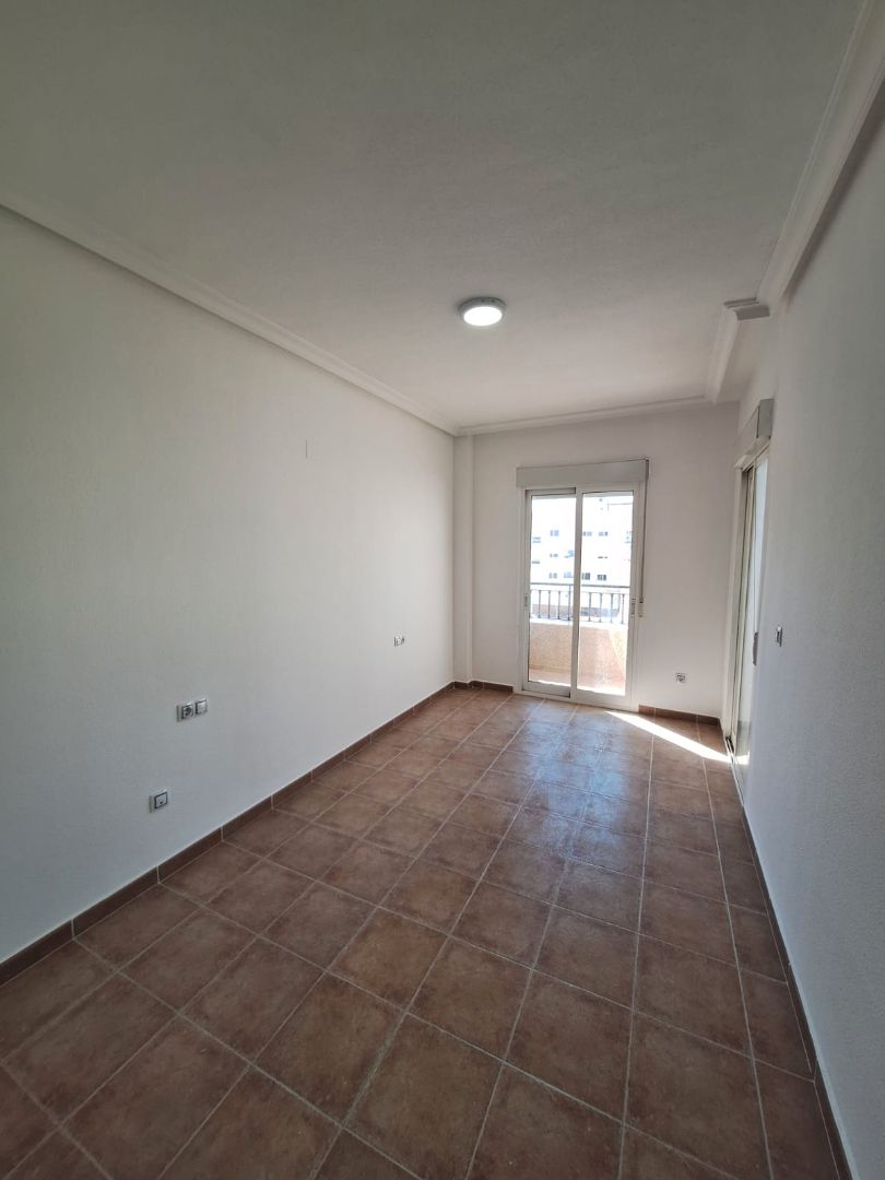 Dormitori de Pis de lloguer en Albatera amb Aire condicionat, Forn i Rentadora