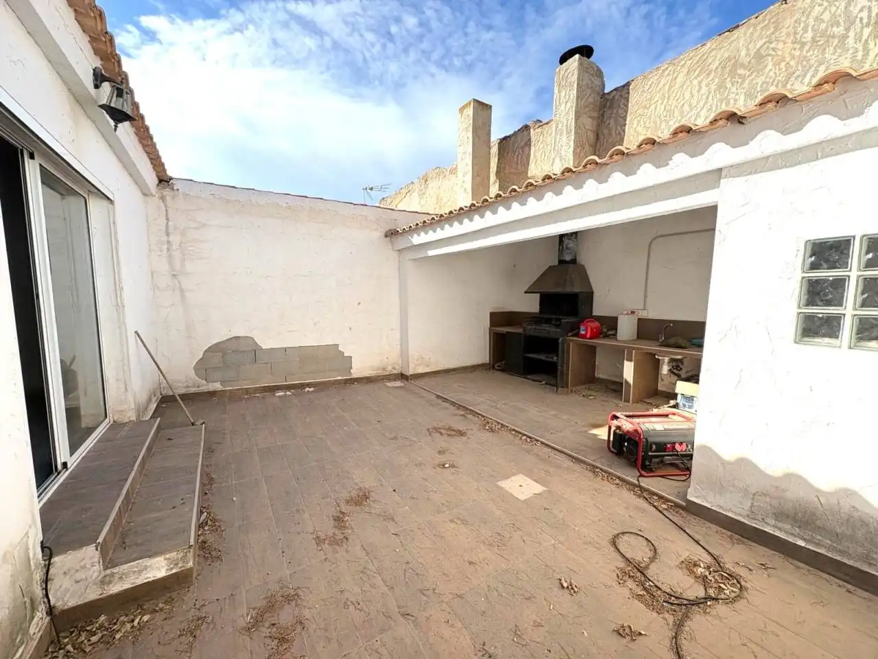 Terrasse von Country house zum Verkauf in Monóvar  / Monòver mit Privatgarten, Terrasse und Schwimmbad
