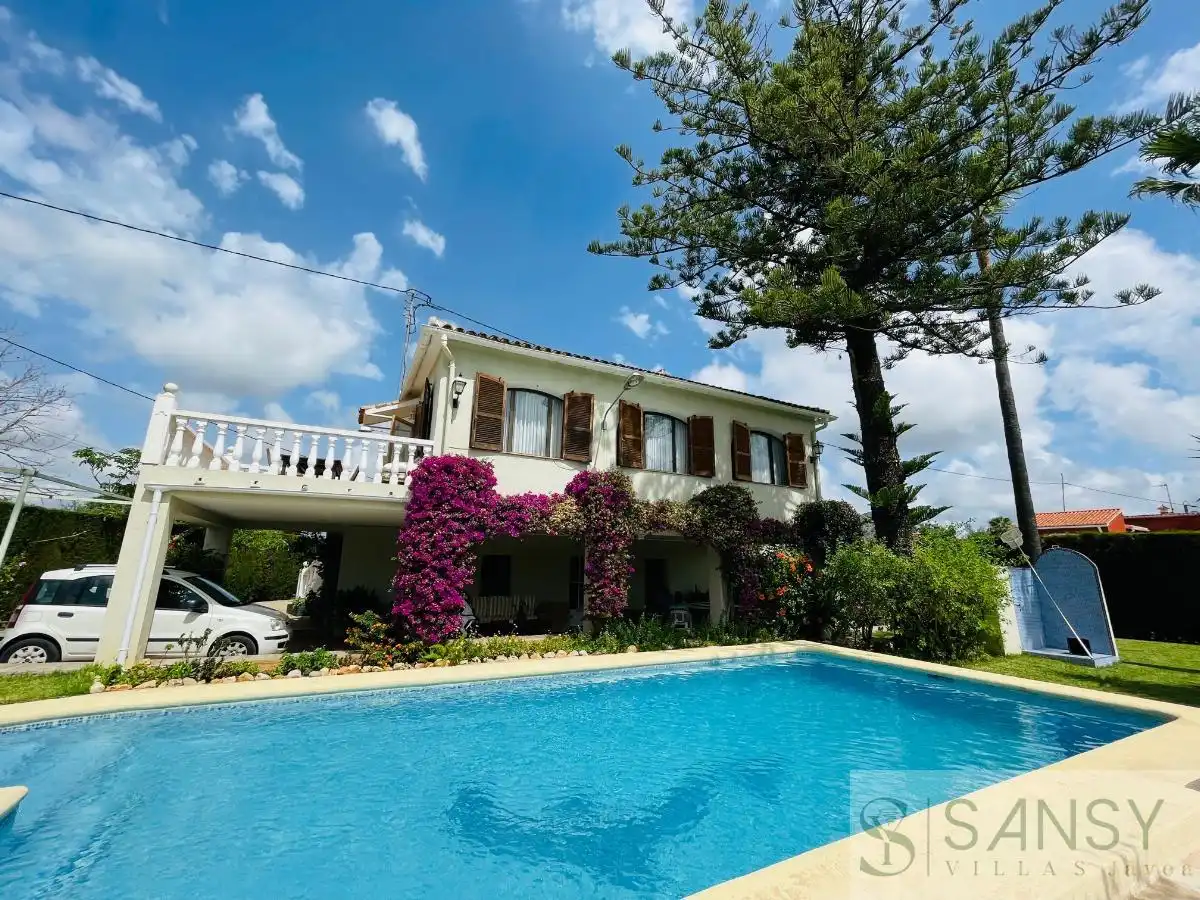 Villa à vendre à Pedreguer