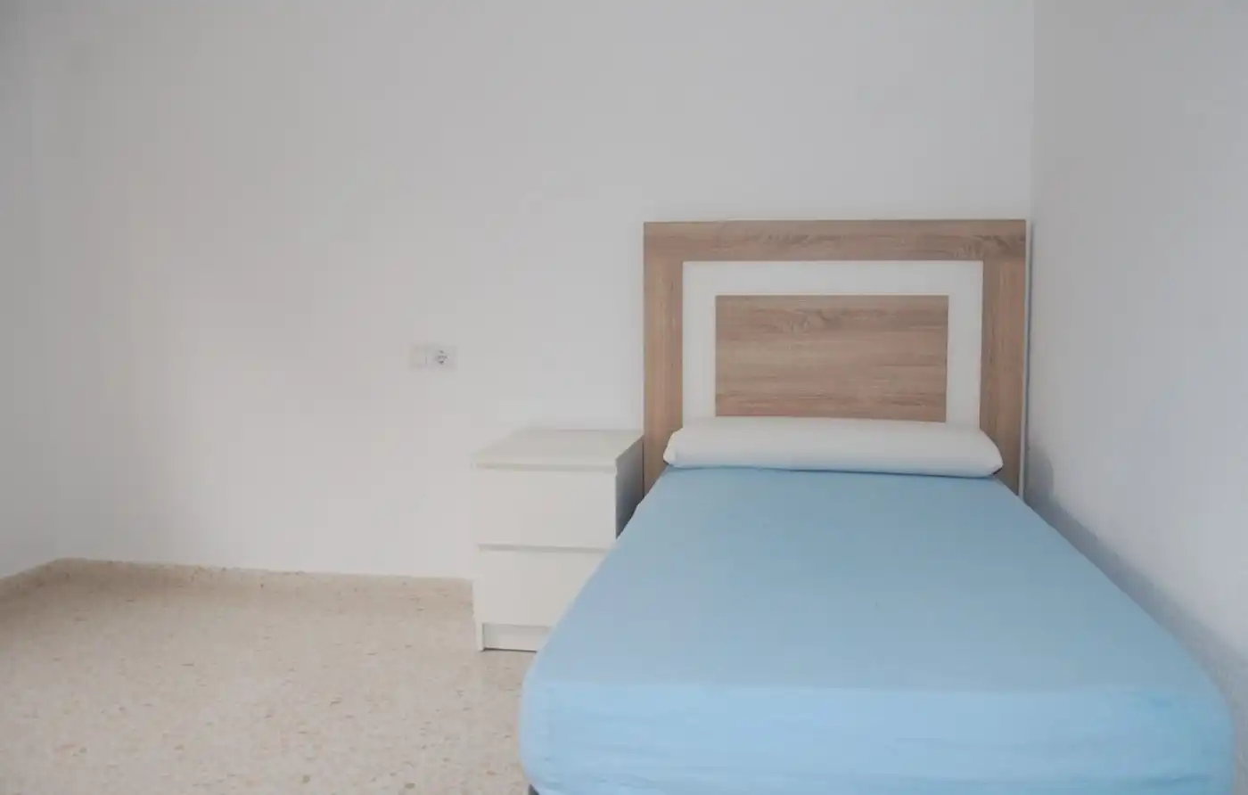 Flat for rent in Calle Matilde Cantós, Parque Nueva Granada