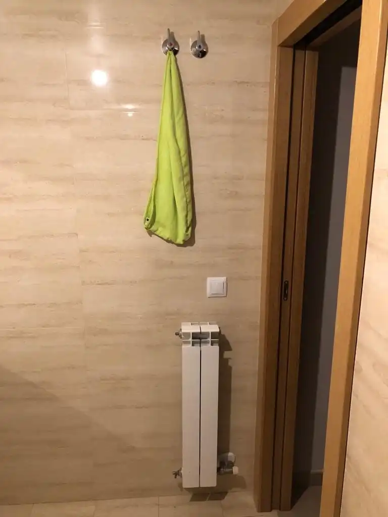 Badezimmer von Wohnung zum Verkauf in Calatayud mit Heizung, Möbliert und Ofen