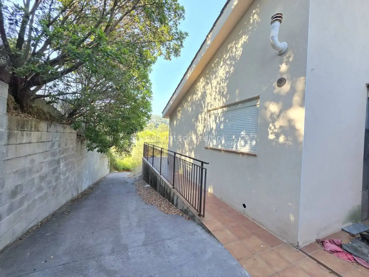 Vista exterior de Casa o chalet en venta en Vallgorguina con Jardín privado