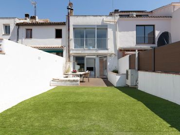 Casa con jardín en venta en Viladecavalls