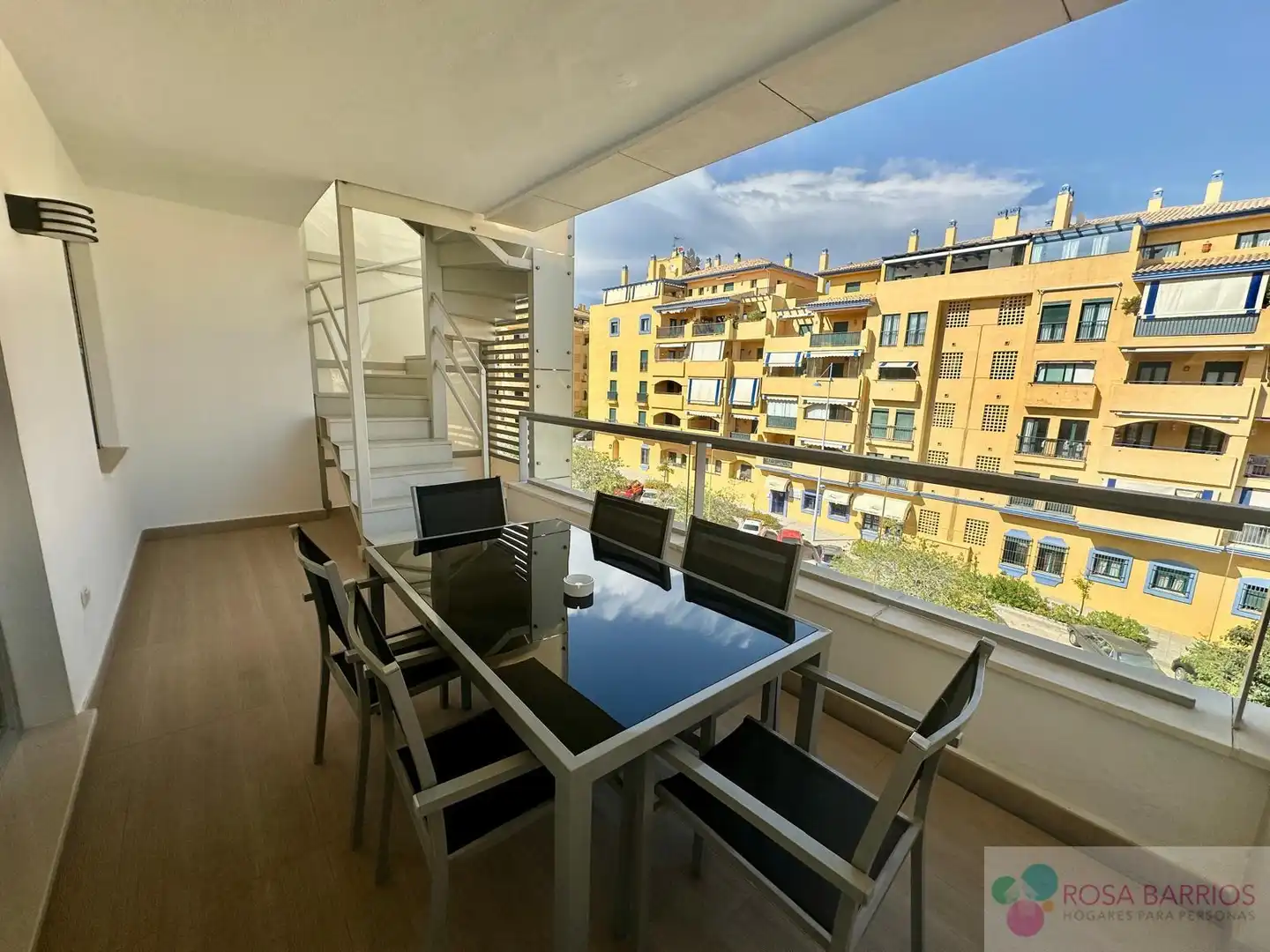 Terrasse von Dachboden zum Verkauf in Marbella mit Klimaanlage, Terrasse und Möbliert