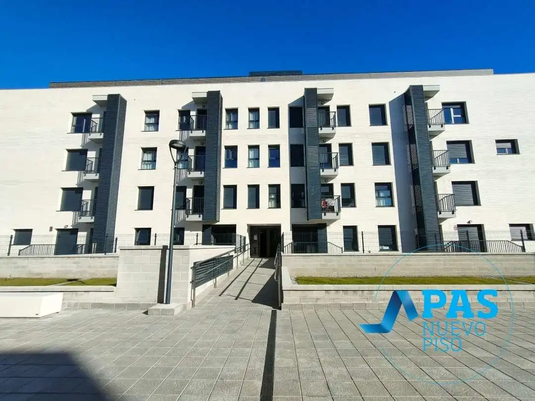 Piso con terraza en alquiler en Soto de la Marina, imagen 19