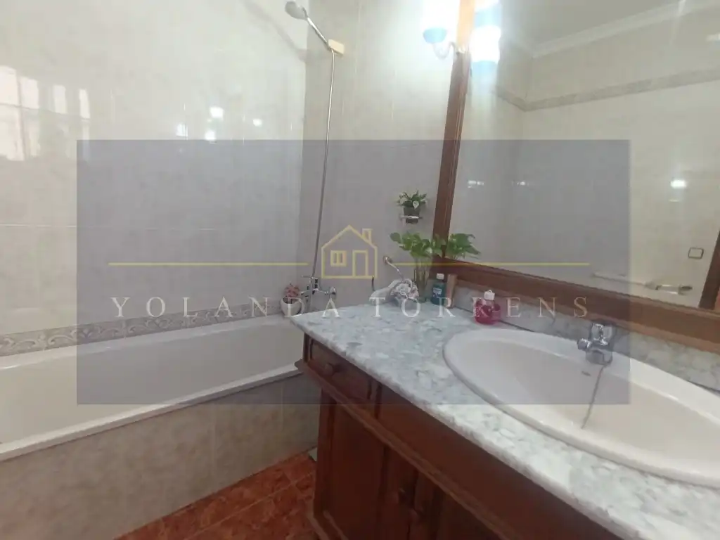Bany de Casa o xalet en venda en Alcalá de Guadaira