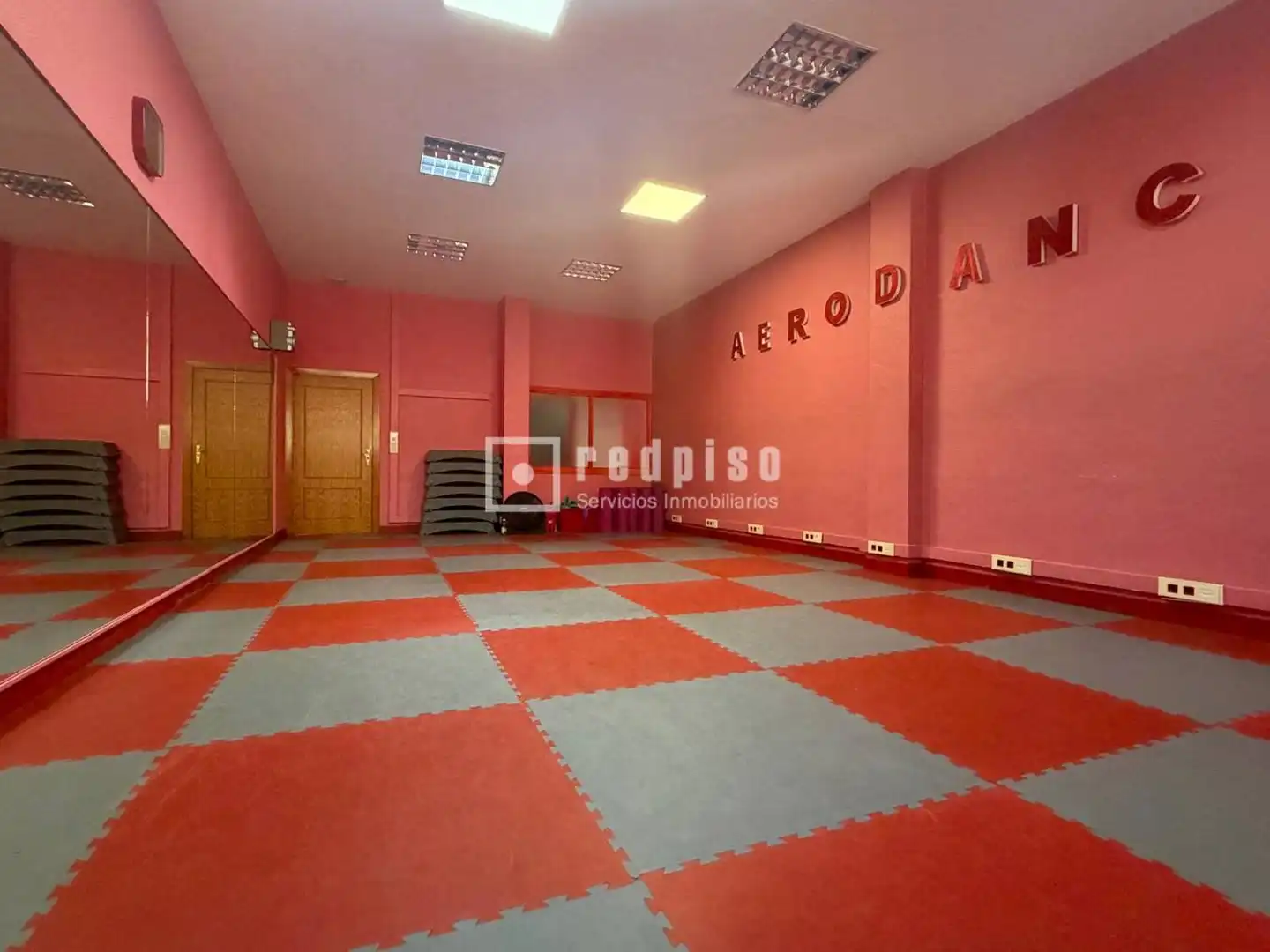 Local comercial en venda a del Pintor Mariano Ballester, imagen 2