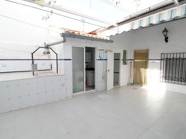 Casa rústica en venda a Hondón de las Nieves / El Fondó de les Neus