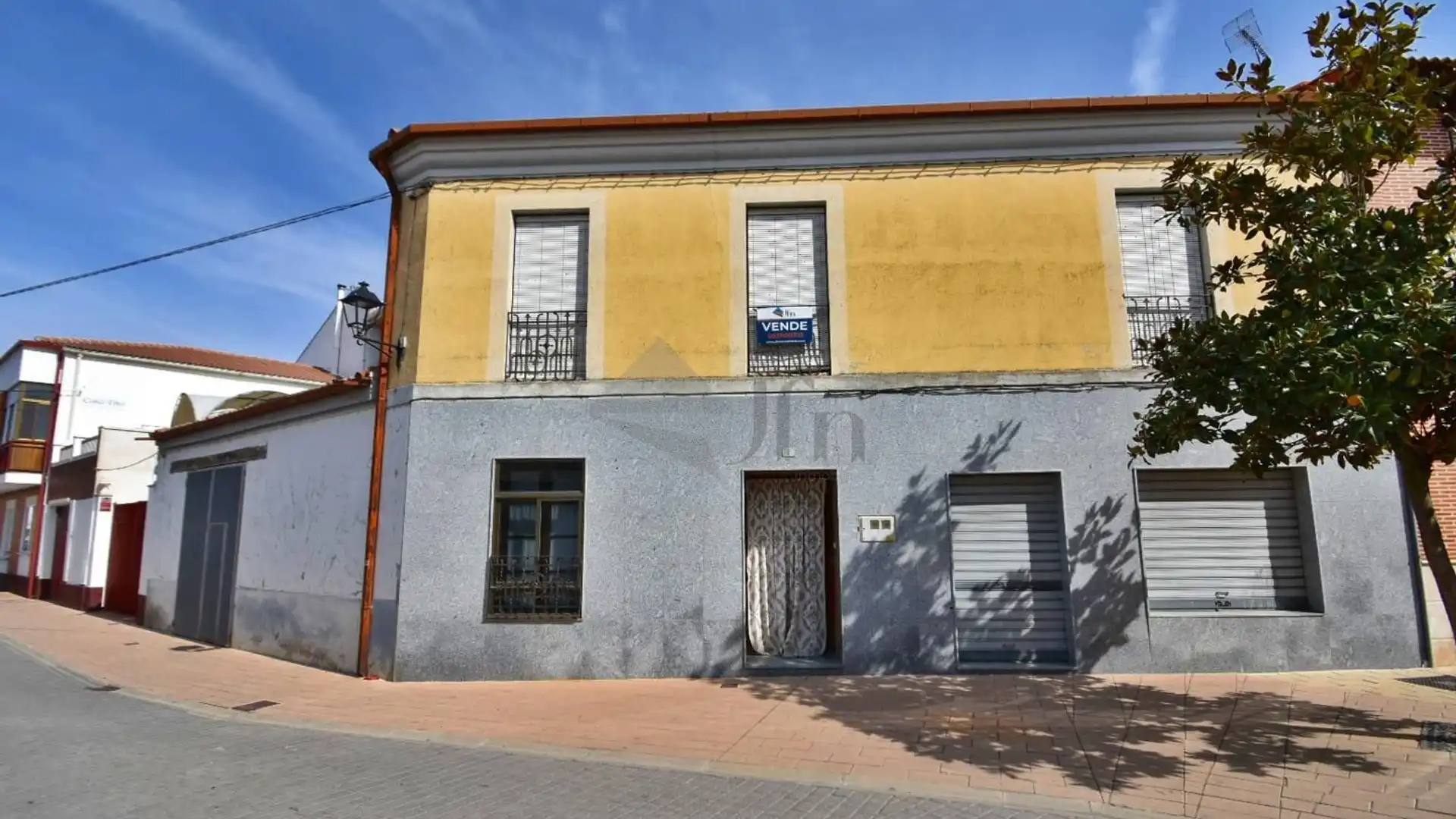 Außenansicht von Haus oder Chalet zum Verkauf in Pedrajas de San Esteban mit Heizung
