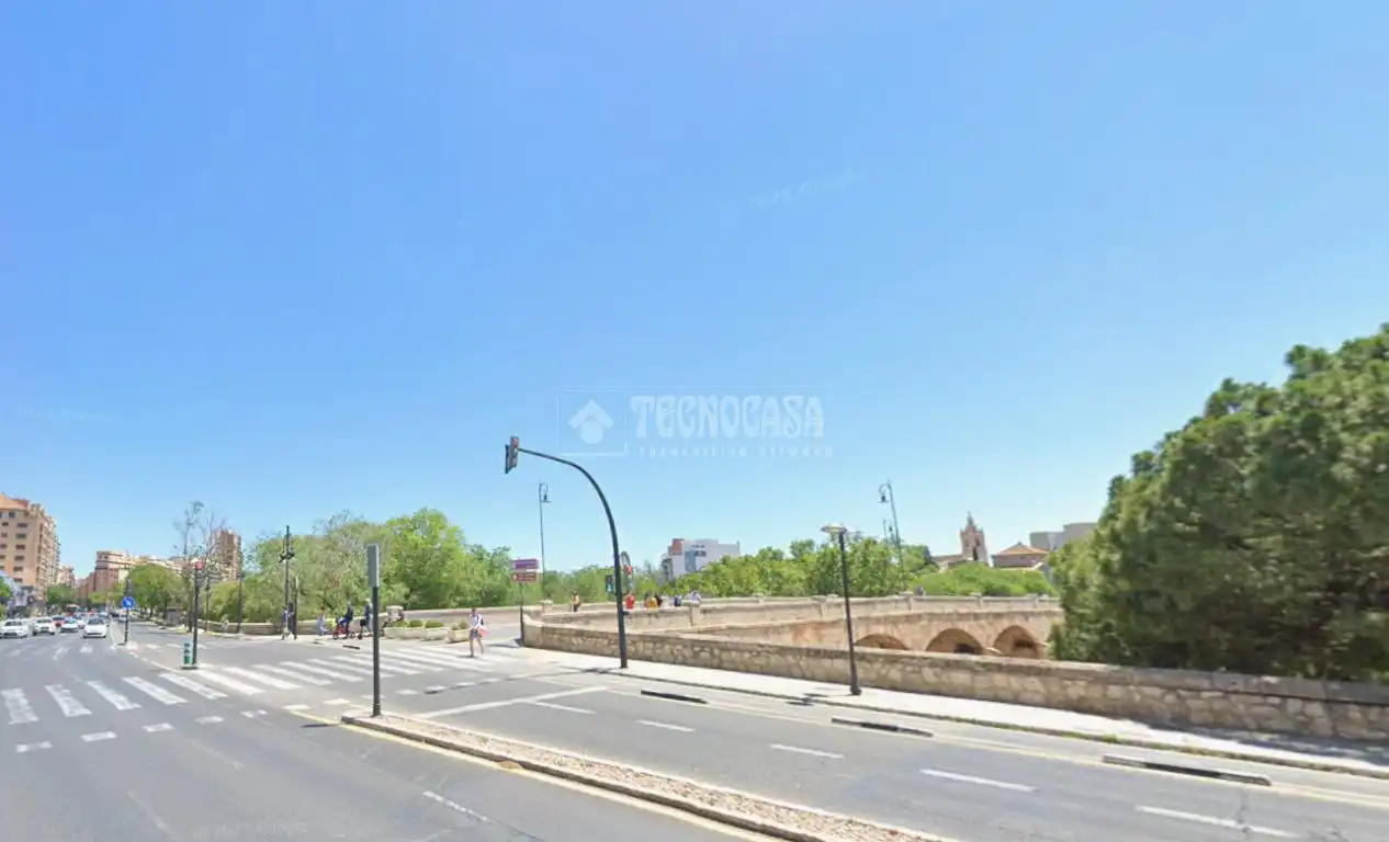 Vista exterior de Piso en venta en Valencia con Balcón