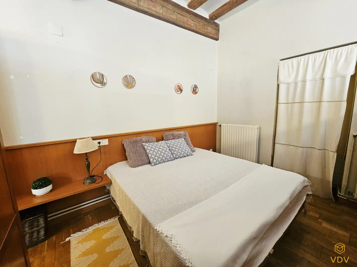 Bedroom of Apartments for sale in  Pamplona / Iruña  with Heating, Parquet flooring and Furnished