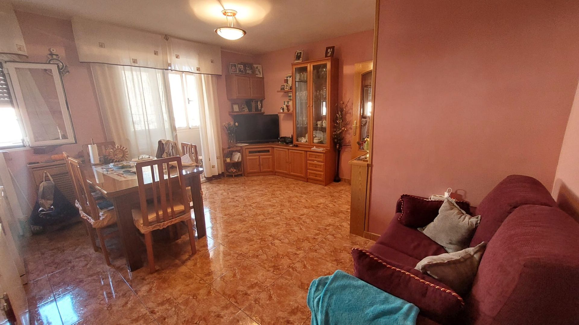 Sala d'estar de Pis en venda en  Madrid Capital amb Calefacció i Terrassa